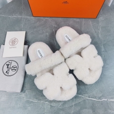 Hermes Slippers